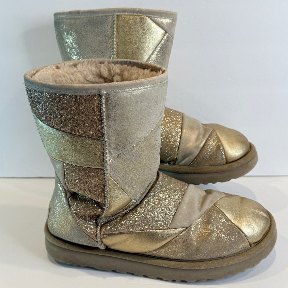 Ugg Women’s Metallic Gold Patchwork Shearling Boo… - image 2